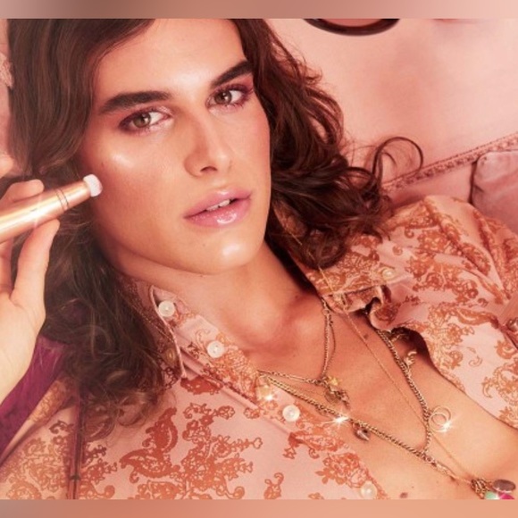 💎MOST POPULAR CHARLOTTE TILBURY💎BEAUTY LIGHT WAND
🙀PILLOW TALK ORIGINAL BNIB - Picture 4 of 7